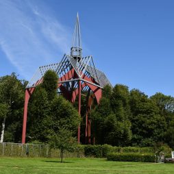 Das Modell der Klosterkirche im Ihlower Forst. (Foto: Sebsatian Schatz/Ostfriesische Landschaft)